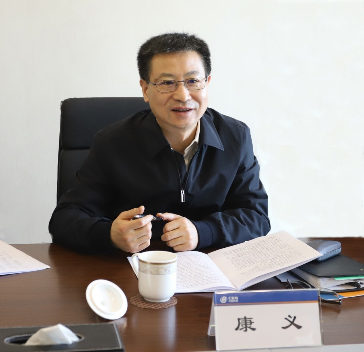 天津市副市长康义到五大联赛官方网站调研指导工作
