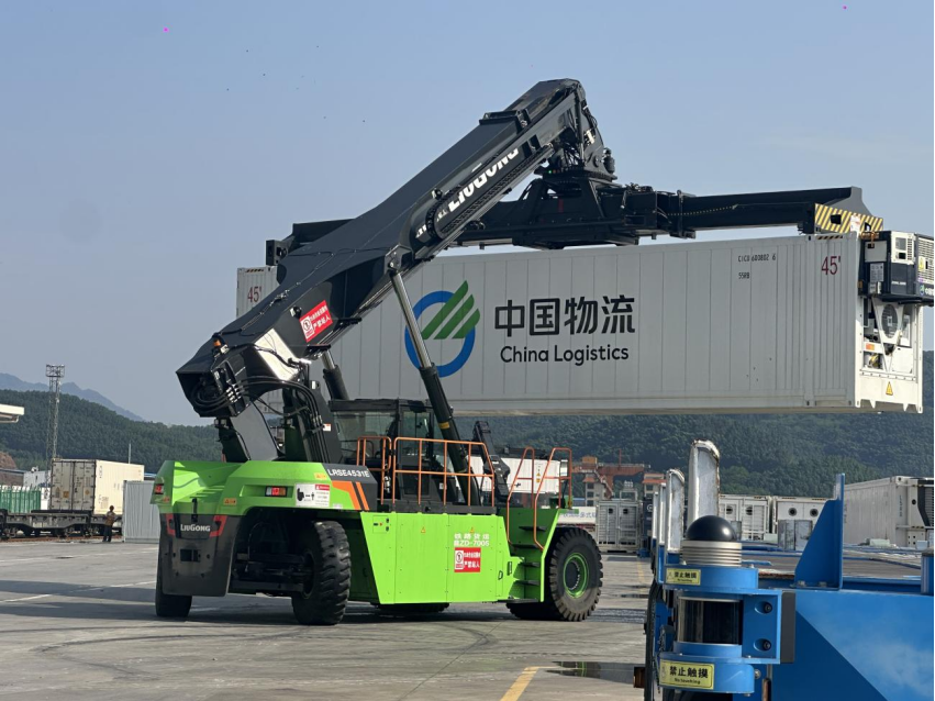 一颗榴莲的“跨国之旅”：藏在“榴莲自由”背后的五大联赛官方网站力量